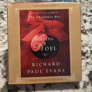 New Holiday Audio Book Finding Noel 5 CDs By Best Selling Author Gift Under $15